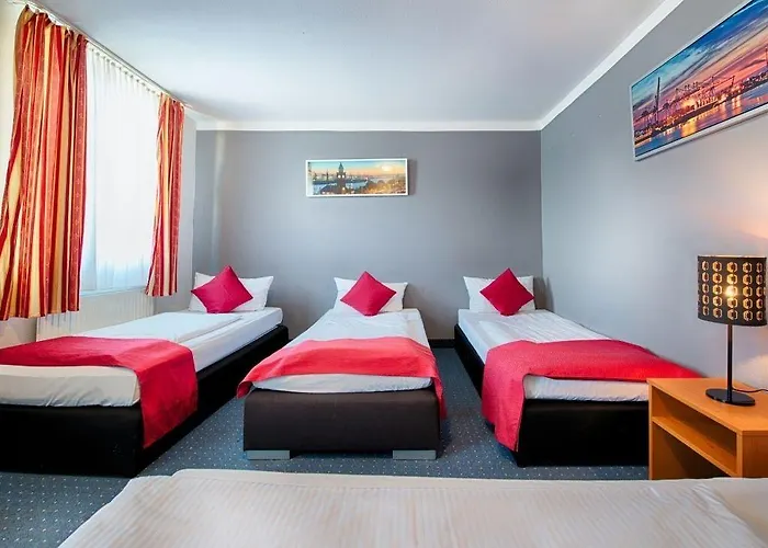 Hotel Cult 3*