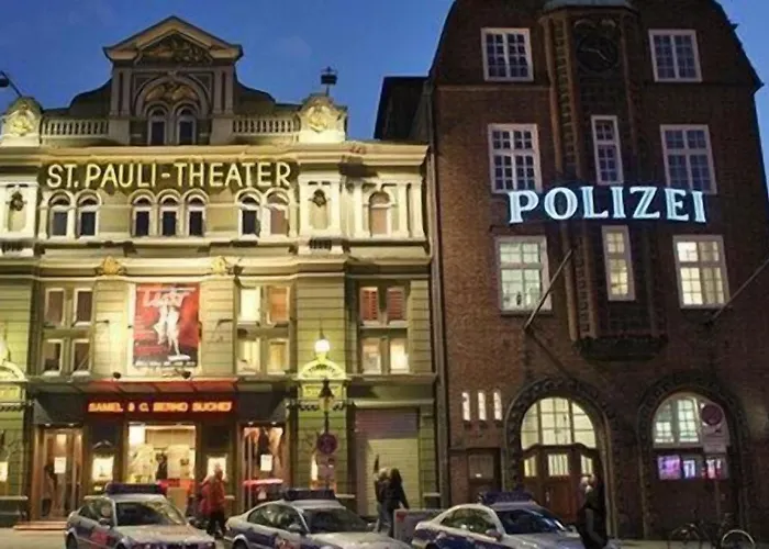 Cult 3* Hamburg