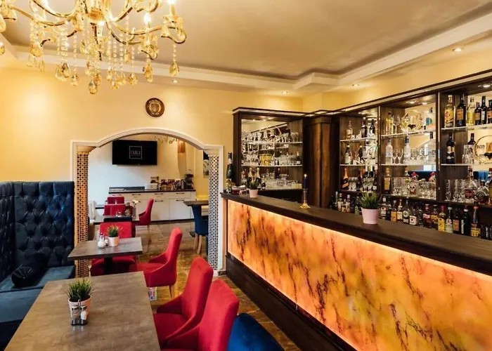Cult Hotel 3*