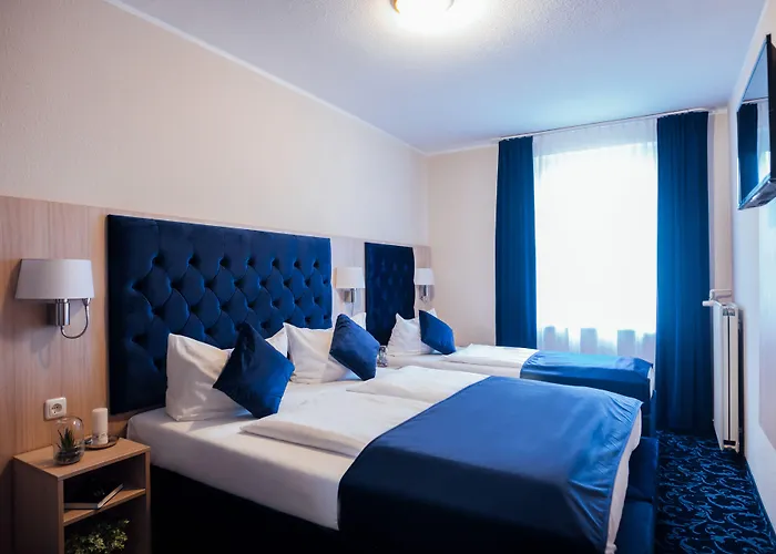 Hotel Cult 3*