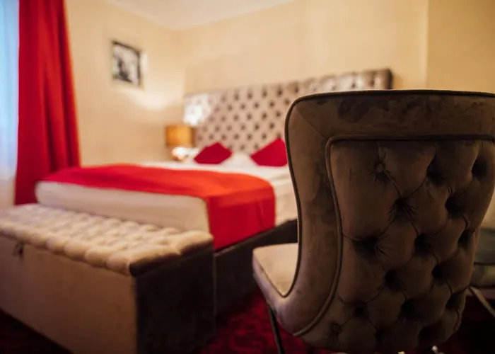 Cult Hotel